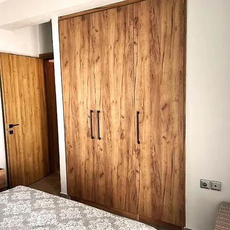 Apartment Stemily